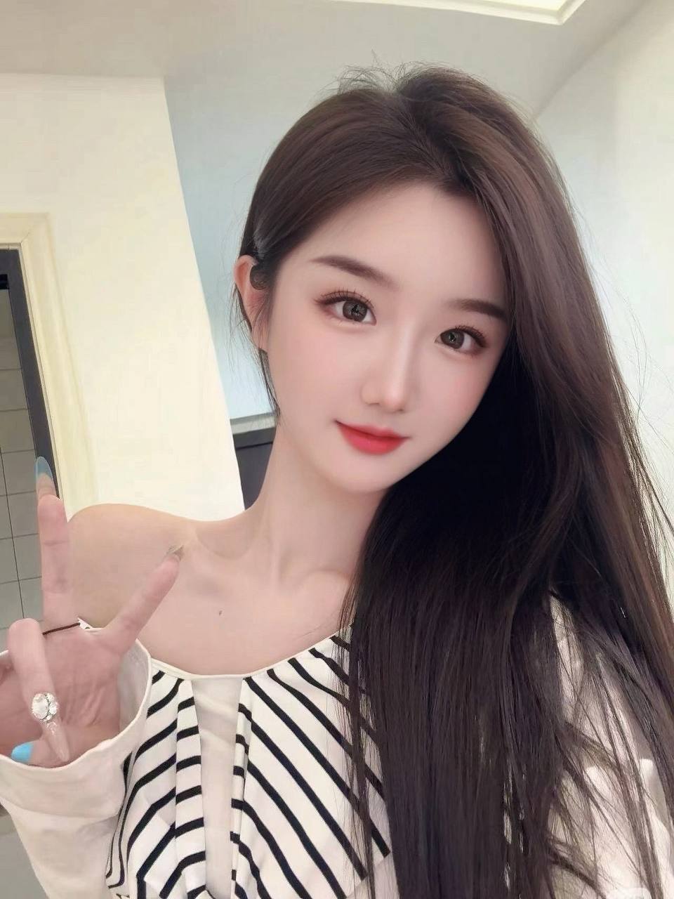 Yunsong Yi Gallery 6