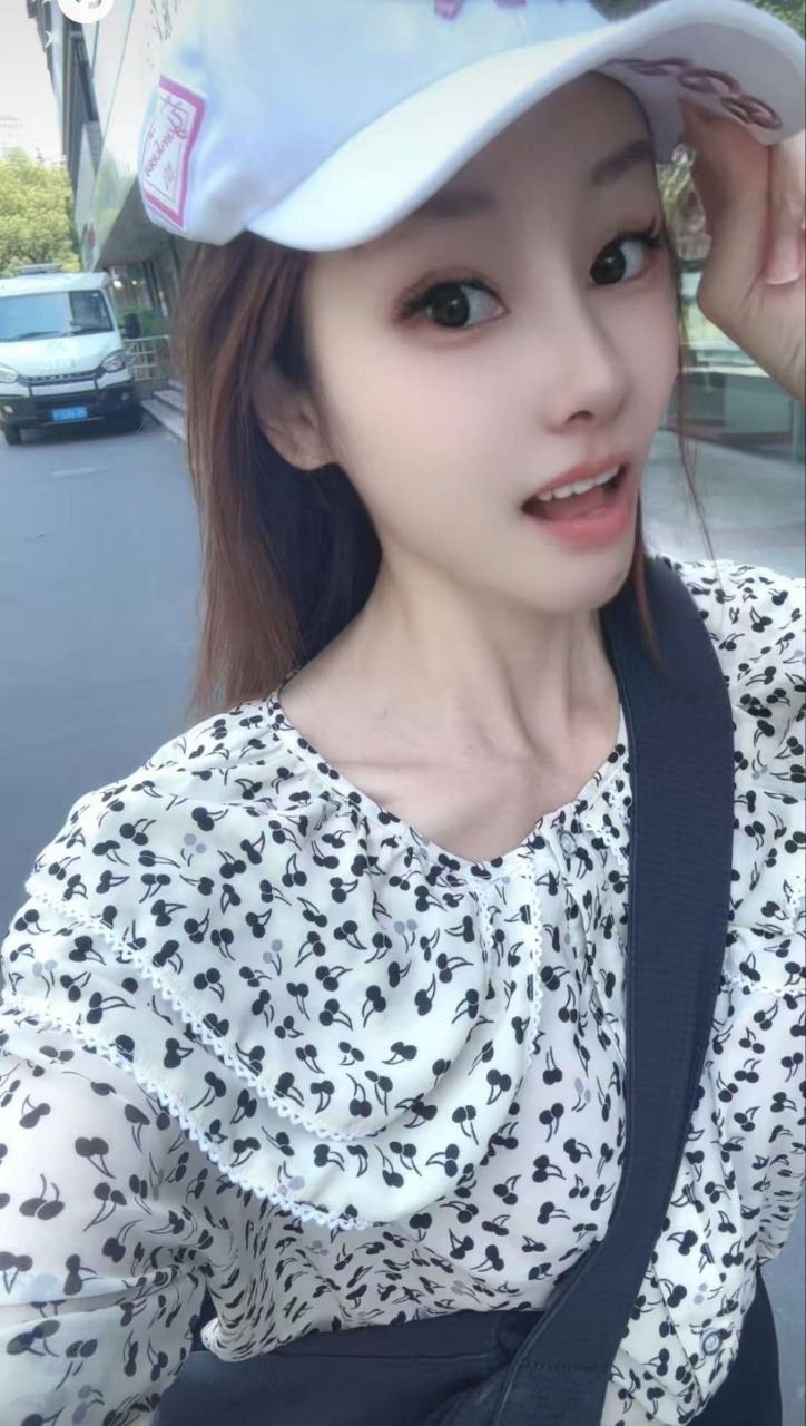 Yangpu Rourou Gallery 4