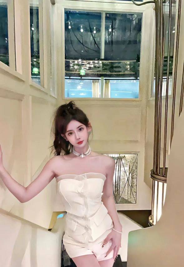 Jiang Xiaobai Gallery 5