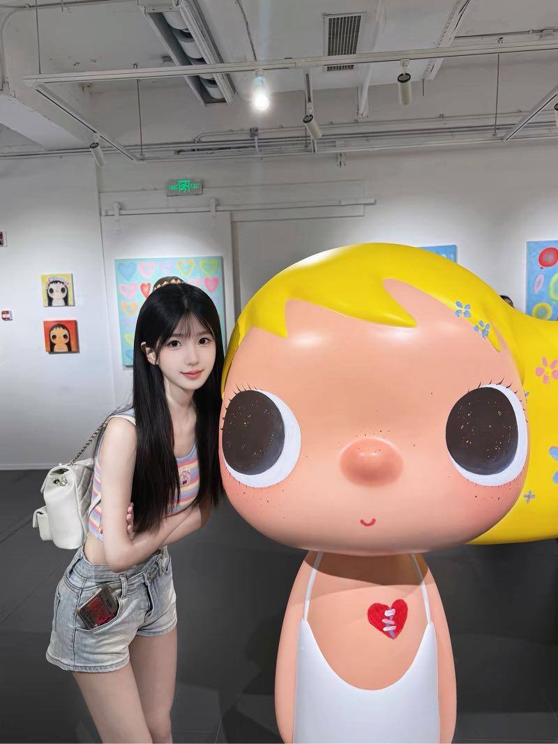 Tang Youyou Gallery 2