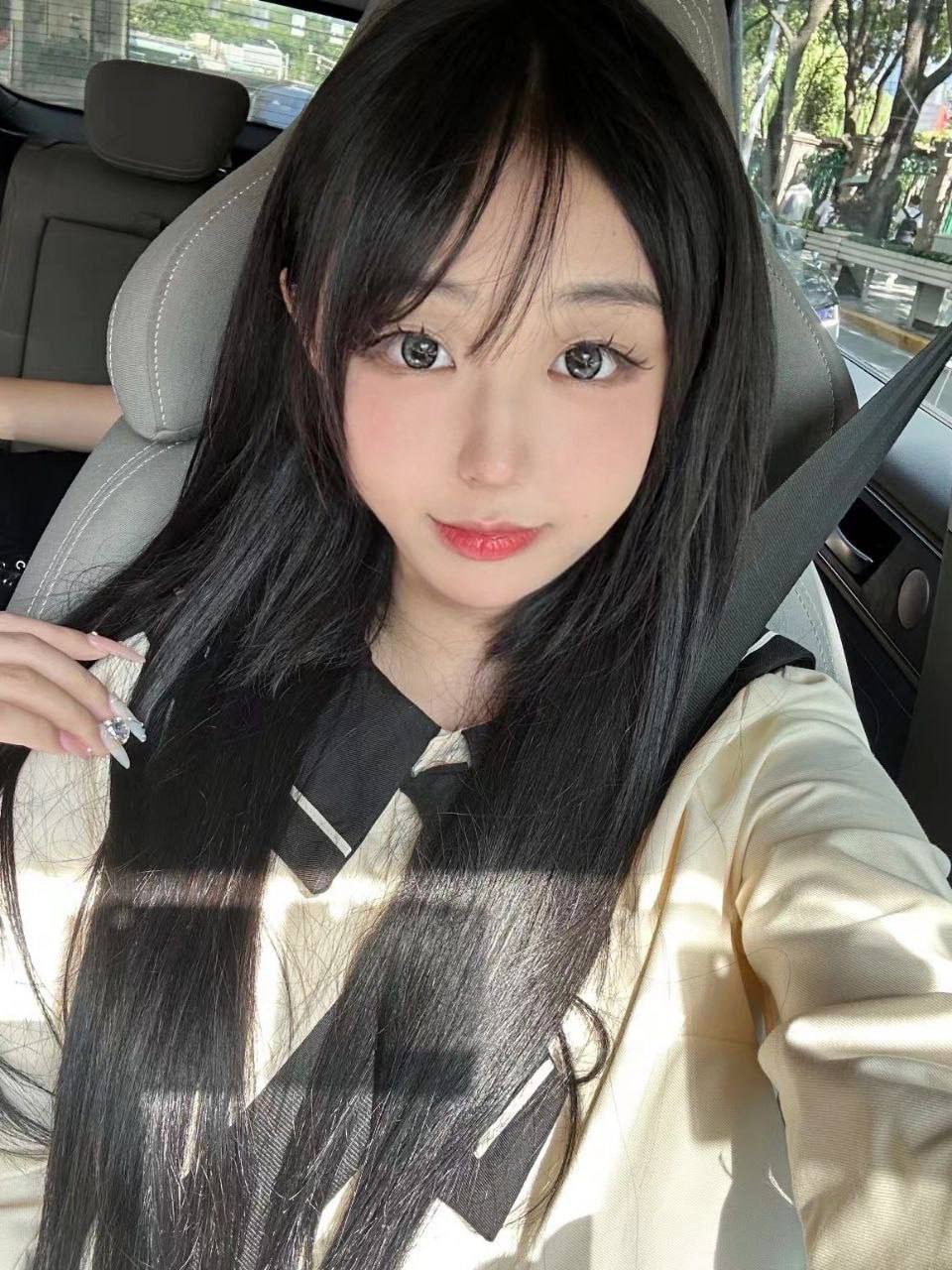 Meng Zaizai Gallery 2