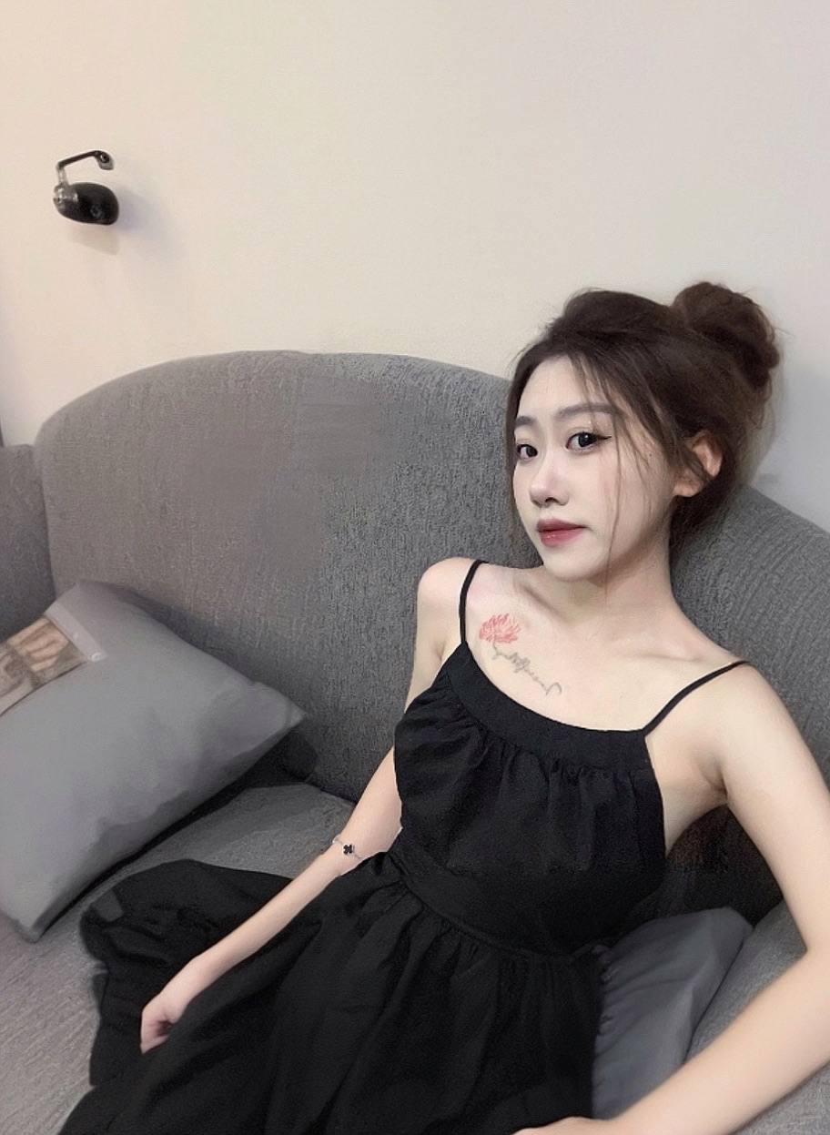 Jiang Jiang Gallery 3