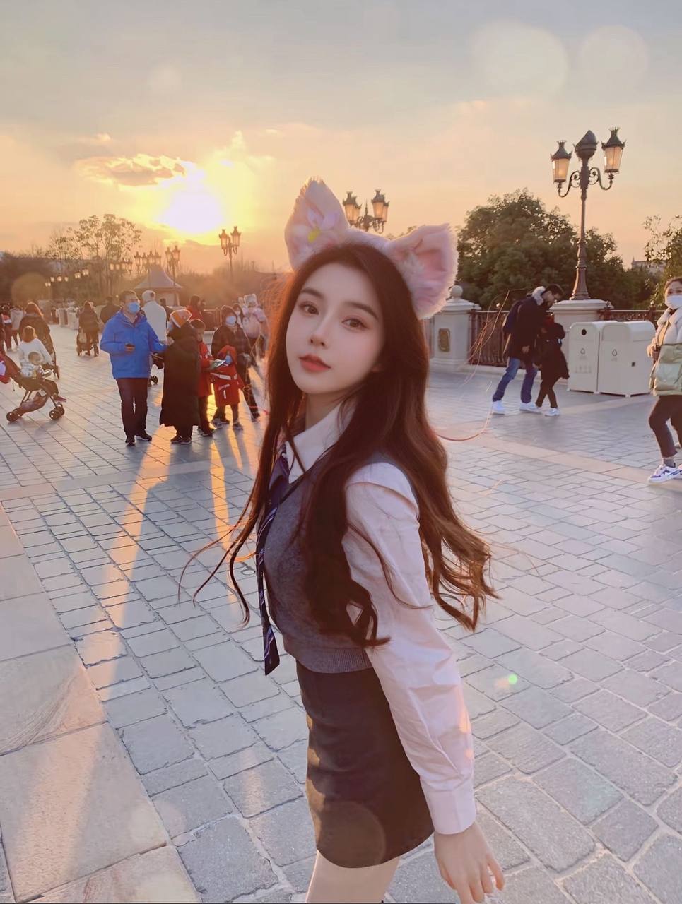 Top-tier Senior Gallery 3