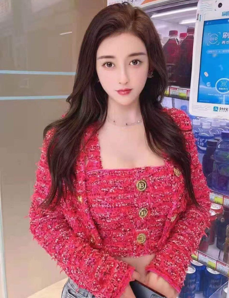 Lin Feifei Gallery 5