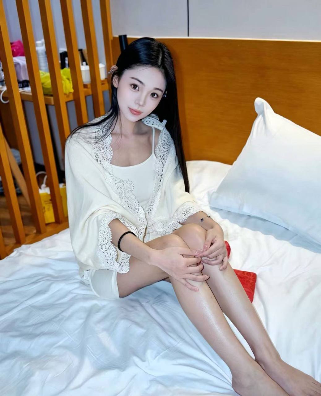 Kiki Gallery 4